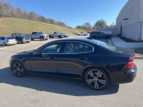 Used 2019 Volvo S60 T5 Inscription image 7
