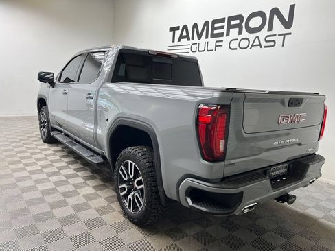 Used 2024 GMC Sierra 1500 AT4 w/ AT4 Preferred Package AWD/4WD image 3