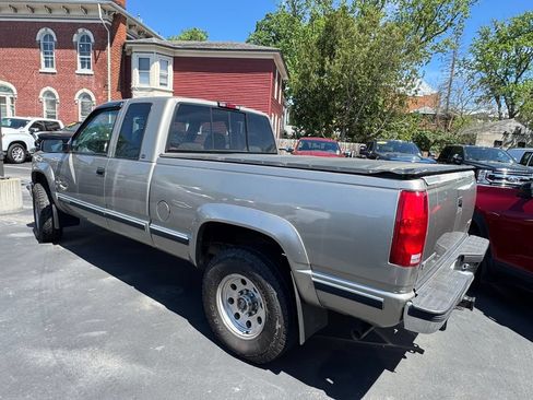 Used 2000 GMC Sierra 2500 4x4 Extended Cab HD w/ SLE Marketing Option Pkg 3 image 4