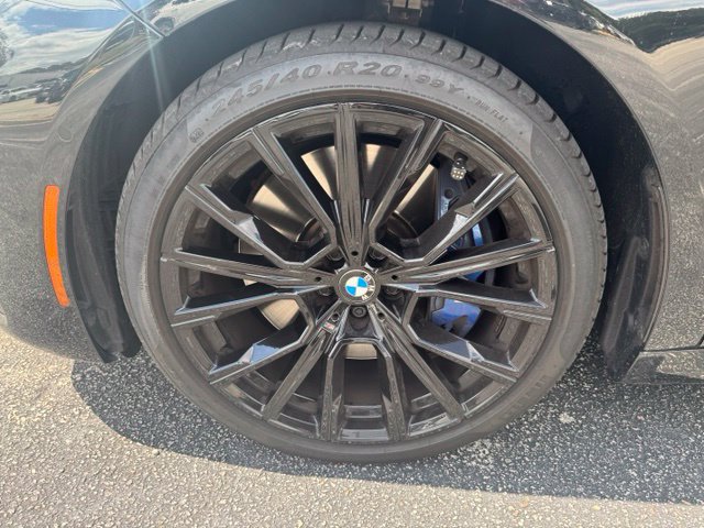 Used 2022 BMW 750i xDrive w/ Executive Package AWD/4WD image 7