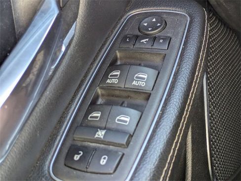 Used 2024 RAM 1500 Laramie image 29