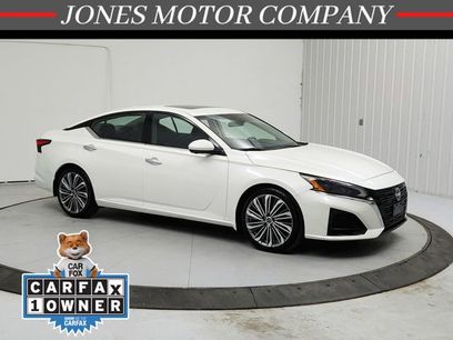 Used 2023 Nissan Altima 2.5 SL