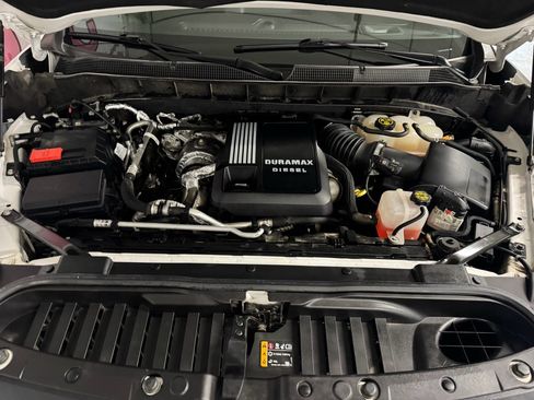 Used 2022 Chevrolet Silverado 1500 LTZ w/ LTZ Premium Package image 6