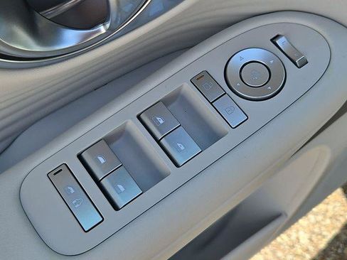 New 2026 Hyundai Ioniq 9 SEL image 19