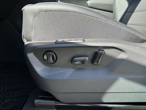 Certified 2024 Volkswagen Atlas SEL AWD/4WD image 13