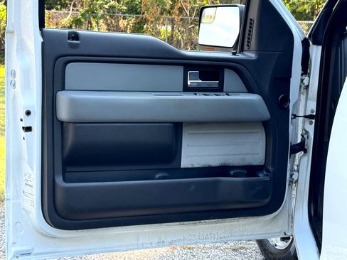 Used 2012 Ford F150 XLT image 39