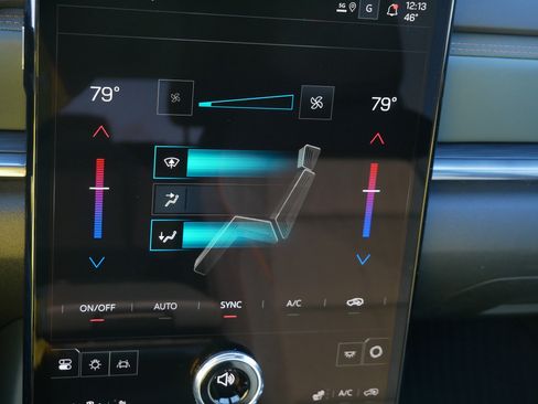 New 2026 GMC Terrain AT4 w/ Technology Package II image 7