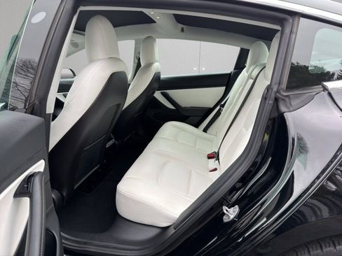 Used 2020 Tesla Model 3 Long Range image 10