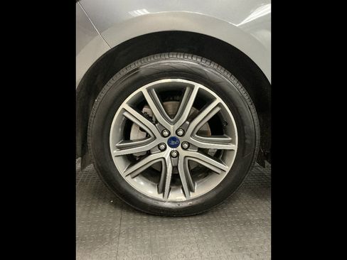 Used 2022 Ford Edge Titanium AWD/4WD image 35
