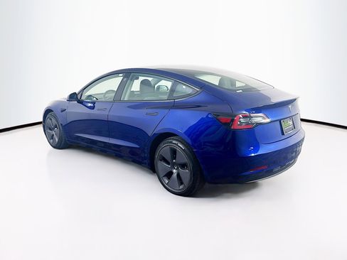Used 2023 Tesla Model 3 Standard Range image 5