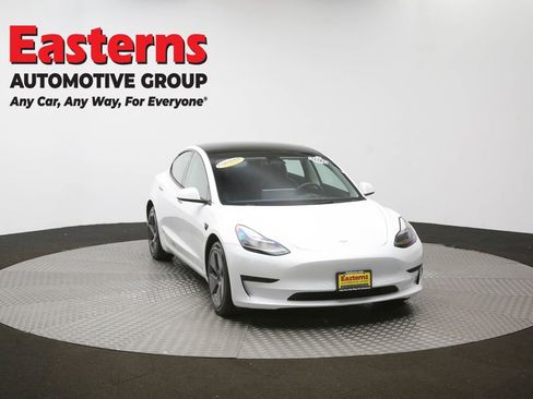 Used 2023 Tesla Model 3 Standard Range image 49