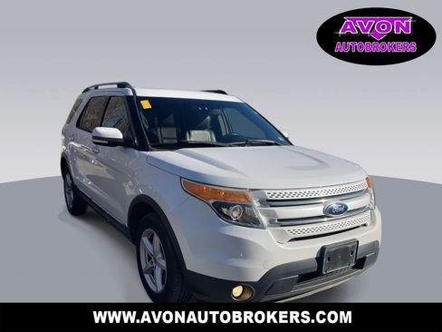 Used 2014 Ford Explorer Limited w/ Equipment Group 301A image 1