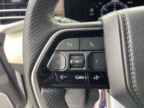 Used 2022 Toyota Tundra Capstone AWD/4WD image 34