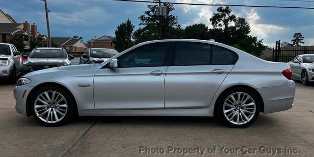 Used 2011 BMW 550i Sedan RWD image 11