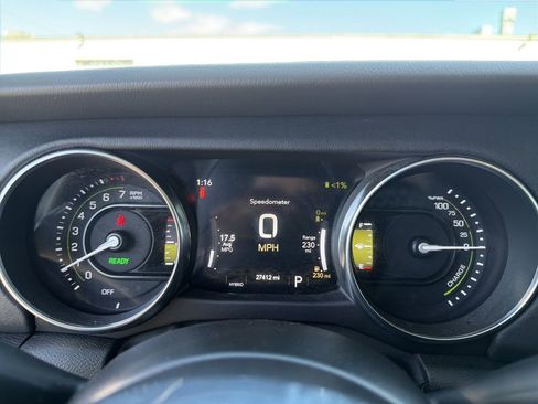 Used 2023 Jeep Wrangler Unlimited Sahara w/ Cold Weather Group image 23