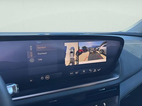 Used 2025 Buick Envision Sport Touring image 37