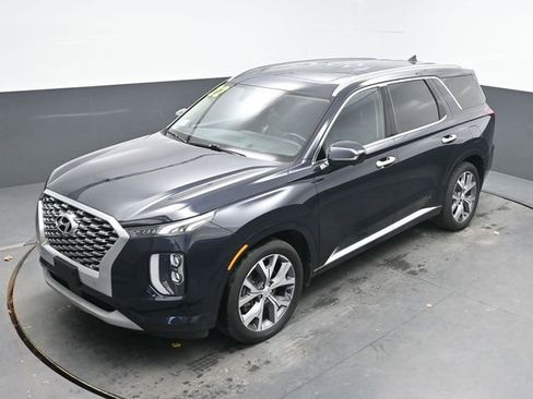 Used 2022 Hyundai Palisade Limited w/ Winter Package image 27