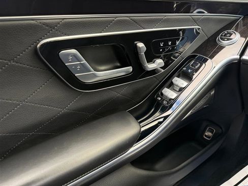 Used 2021 Mercedes-Benz S 580 4MATIC Sedan image 26