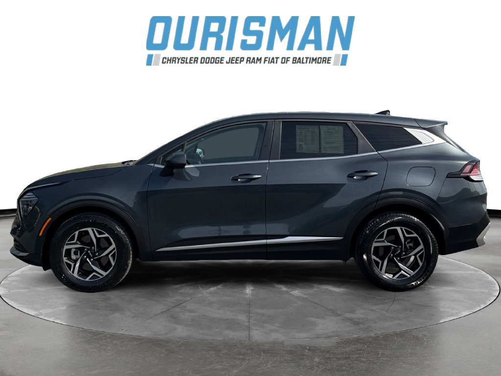 Used 2024 Kia Sportage LX FWD image 3