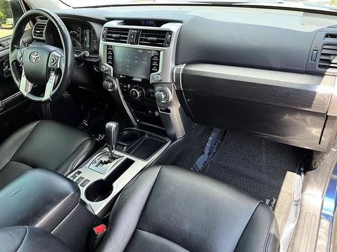 Used 2022 Toyota 4Runner SR5 RWD image 15