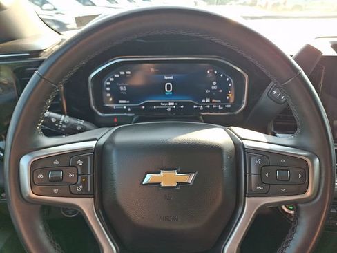 Used 2025 Chevrolet Silverado 2500 LT w/ Convenience Package AWD/4WD image 19