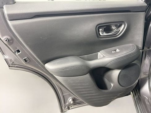 Certified 2023 Honda HR-V LX image 28