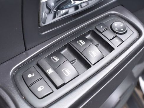 Used 2011 Jeep Liberty Sport AWD/4WD image 18