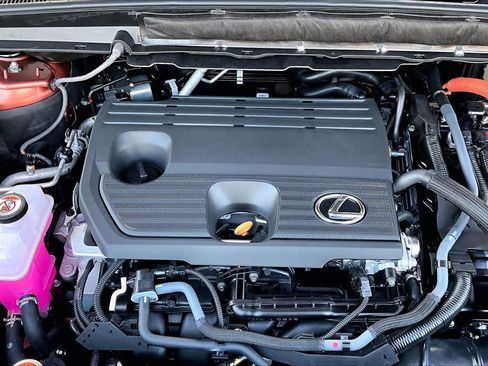 New 2026 Lexus RX 350h AWD/4WD image 17