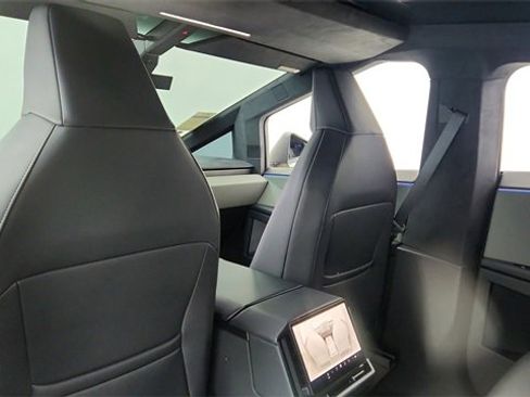 Used 2024 Tesla Cybertruck Cyberbeast image 28