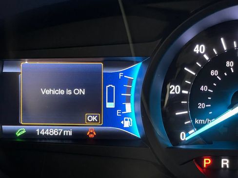 Used 2017 Ford Fusion Titanium FWD image 29