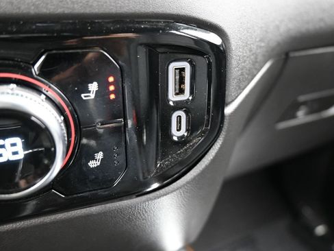 Used 2023 GMC Sierra 1500 Elevation w/ LPO, Elevation Black Package image 28