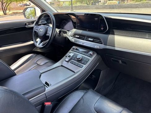 Used 2022 Hyundai Palisade Limited w/ Cargo Package FWD image 12