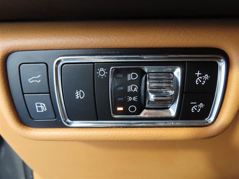 Used 2023 Lincoln Aviator Black Label Grand Touring w/ Class IV Trailer Tow Package AWD/4WD image 20