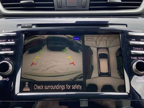 Used 2020 Nissan Murano Platinum w/ Cargo Package image 11