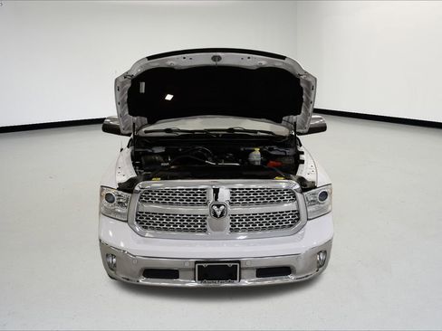 Used 2015 RAM 1500 Laramie w/ Convenience Group image 15
