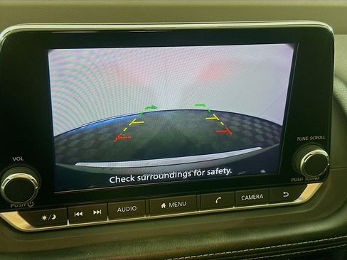 Used 2023 Nissan Rogue SV FWD image 22