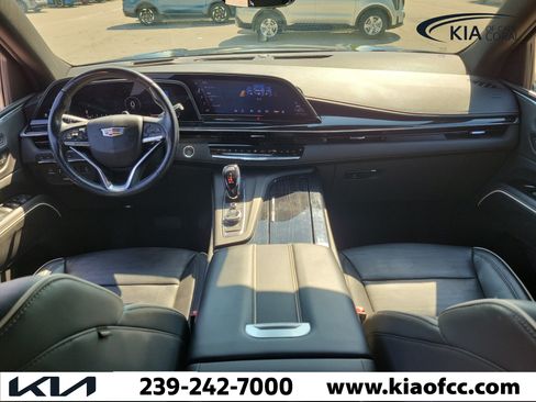 Used 2023 Cadillac Escalade Sport AWD/4WD image 18