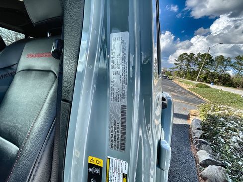 Used 2023 Jeep Wrangler Unlimited Rubicon w/ Cold Weather Group image 33