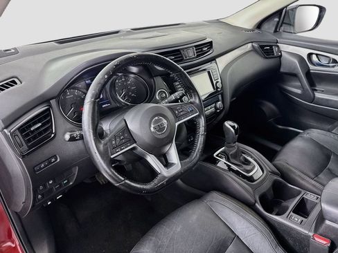 Used 2020 Nissan Rogue Sport SL w/ Premium Package FWD image 9