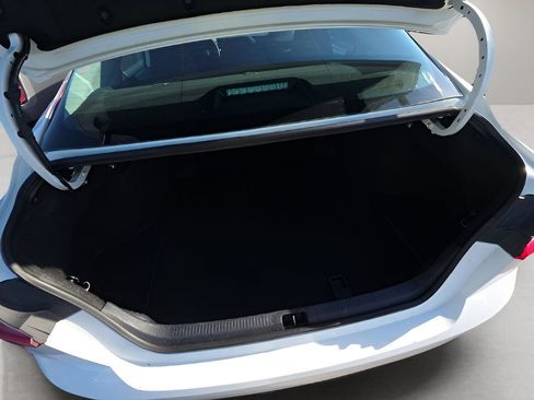 Used 2025 Toyota Camry LE image 13