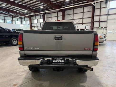 Used 2007 GMC Sierra 2500 SLE w/ Heavy-Duty Power Package image 9