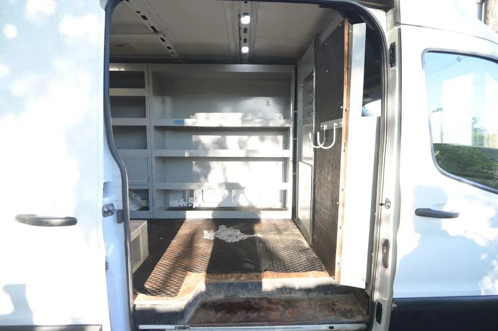 Used 2020 Ford Transit 350 Medium Roof RWD image 27