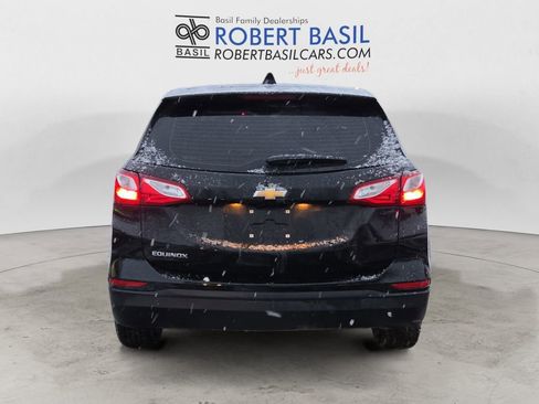 Used 2020 Chevrolet Equinox LS image 4