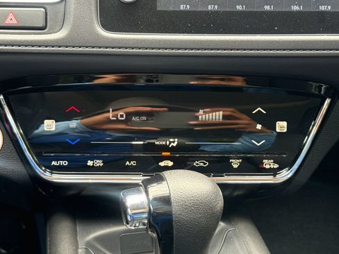 Used 2022 Honda HR-V EX image 24