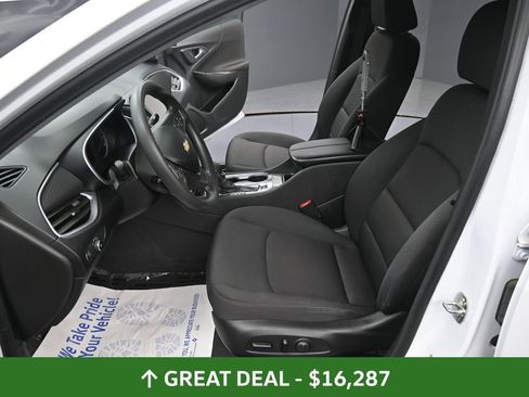 Used 2023 Chevrolet Malibu LT image 32