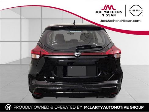 New 2025 Nissan Kicks Play S image 5