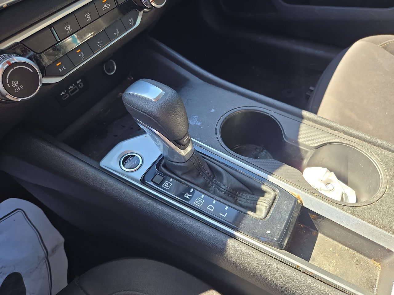 Used 2025 Nissan Altima 2.5 S FWD image 17