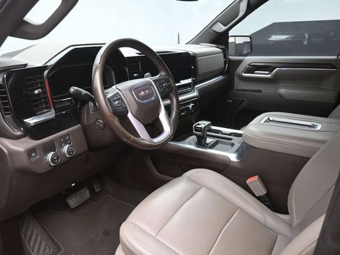 Used 2022 GMC Sierra 1500 SLT RWD image 19