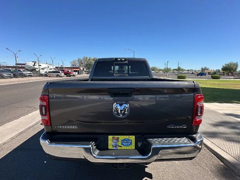 Used 2024 RAM 2500 Big Horn w/ Level 2 Equipment Group AWD/4WD image 3
