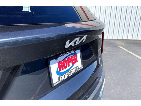 Used 2024 Kia Sorento S AWD/4WD image 31